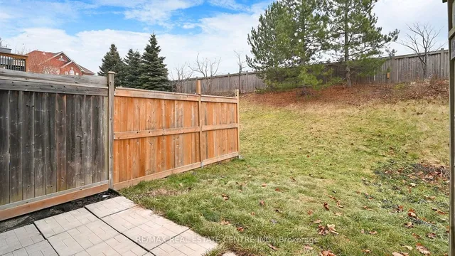 Additional image 34 of 51 Denison Ave