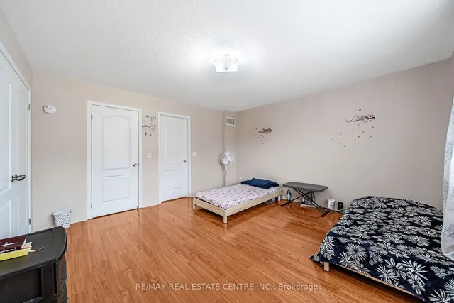 Additional image 26 of 103 Cedar Lake Cres