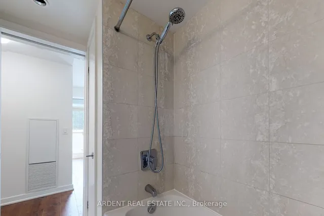 Additional image 16 of 14 York St Unit 2401