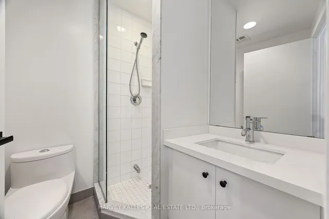 Additional image 6 of 700 King St Unit 1006