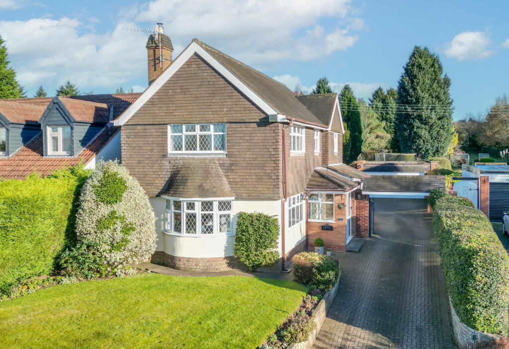 Lower Shepley Lane, Lickey End, Bromsgrove, B60 1HX