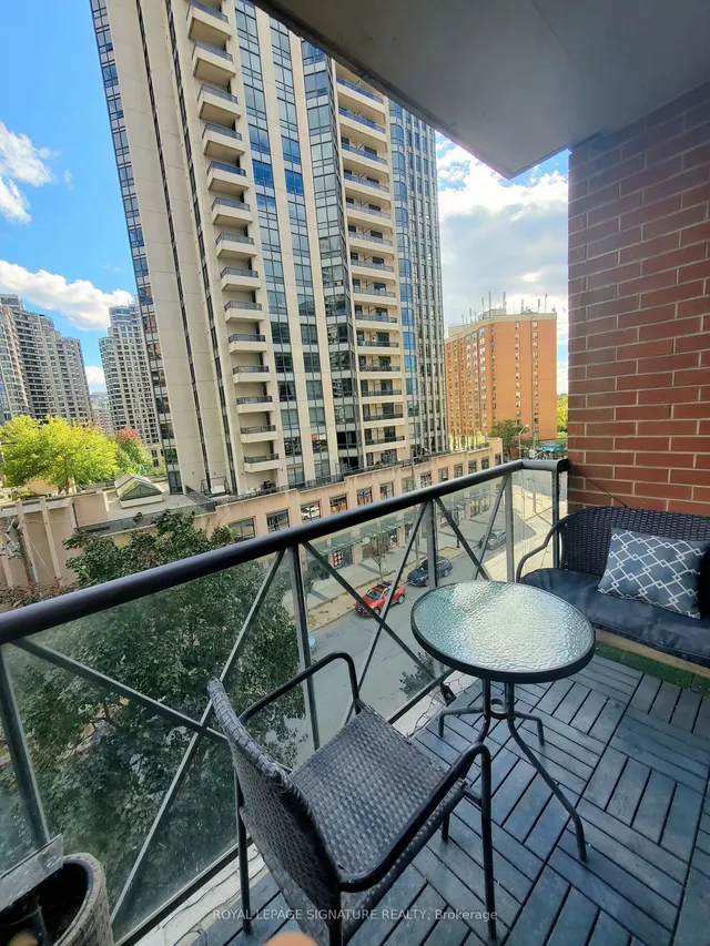 Additional image 11 of 28 Byng Ave Unit 607