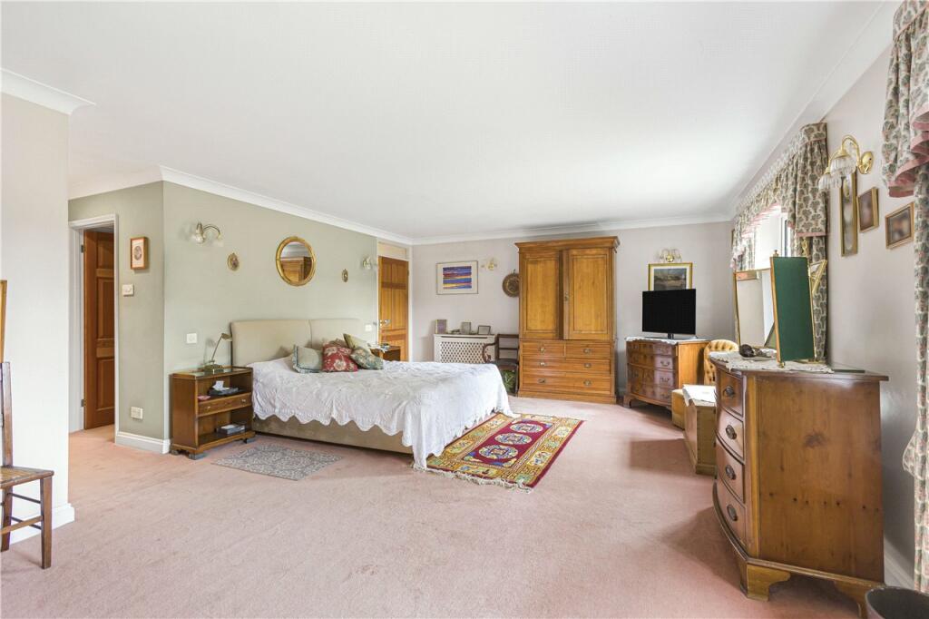 Additional image 15 of Pottersheath Road, Welwyn, Hertfordshire, AL6