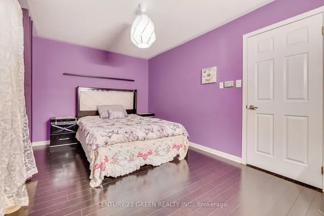 Additional image 23 of 843 Gifford Cres