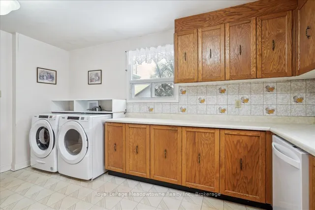 Additional image 19 of 21 Shaver Ave