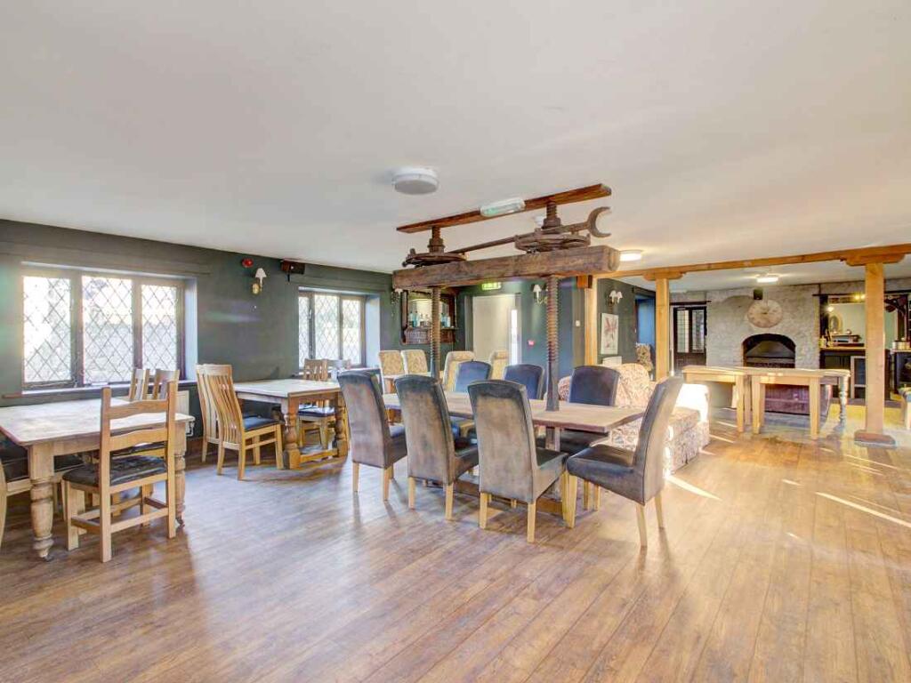 Additional image 7 of W-420747 - Stags Head Inn, Pound Lane, Yarlington, Wincanton BA9 8DG