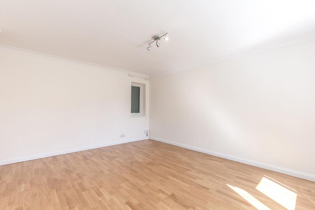 Additional image 3 of Oldfield Court, Lattimore Road