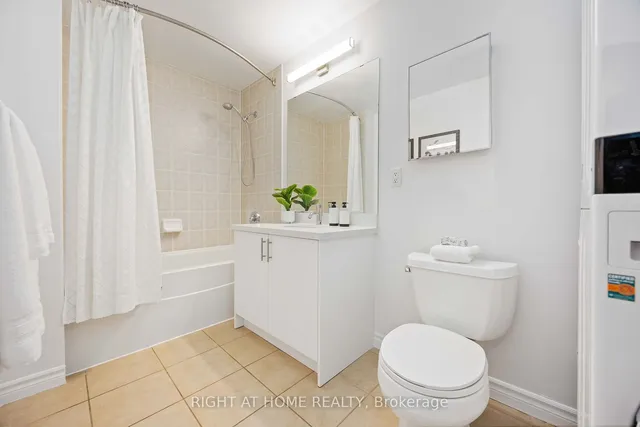 Additional image 21 of 5 Marine Parade Dr Unit 910