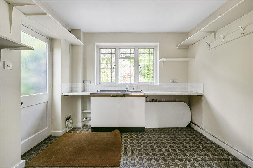 Additional image 11 of West Common, Harpenden, AL5