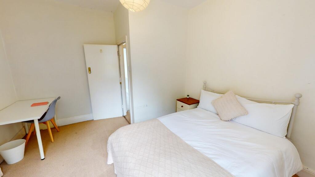 Additional image 11 of 127 Gillott Road B16 0ET