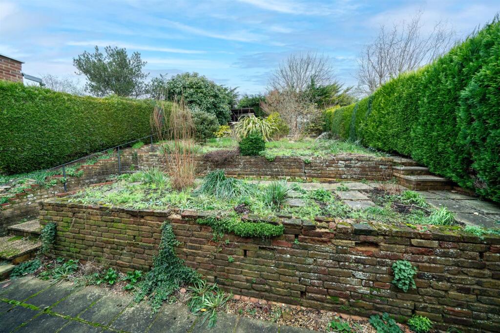 Additional image 12 of Butt Field View, St. Albans