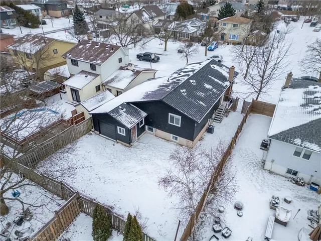 Additional image 39 of 49 Belleau St