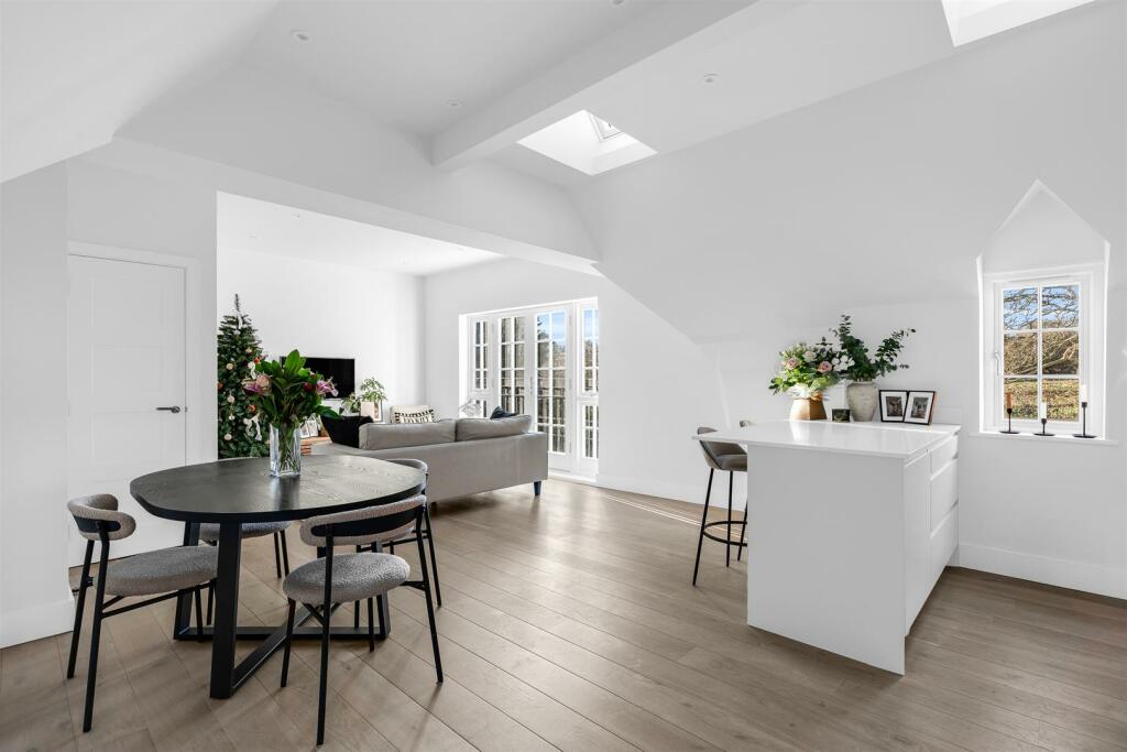 Additional image 6 of Codicote Road, Welwyn