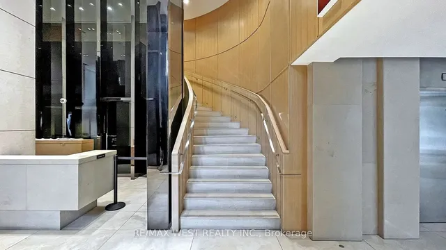 Additional image 10 of 120 Harrison Garden Blvd Unit 1427