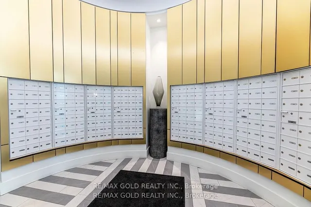 Additional image 31 of 10 Gibbs St Unit 621