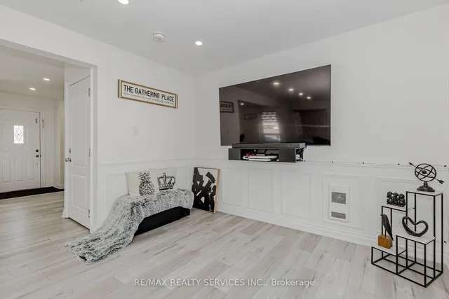 Additional image 14 of 13 Greenbush Crt