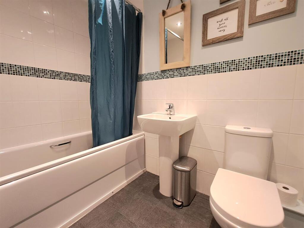 Additional image 18 of Hatchford Brook Way, Sheldon, Birmingham