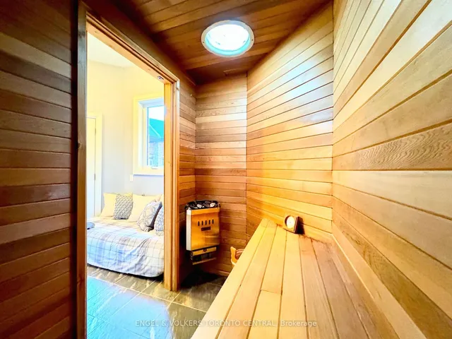 Additional image 27 of 319 Henderson Rd