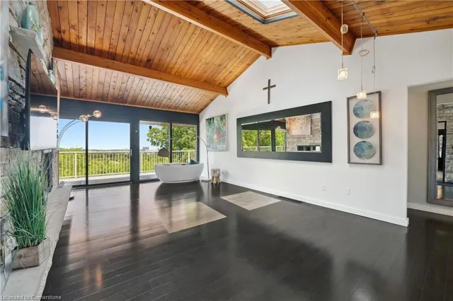 Additional image 6 of 33 Leslie Dr