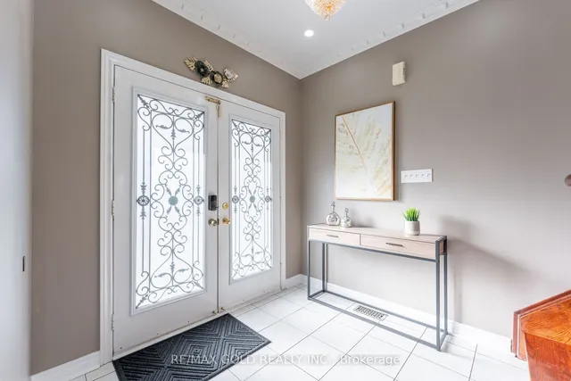 Additional image 3 of 16 Runnymede Cres