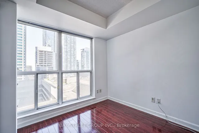 Additional image 17 of 8 Park Rd Unit 2016