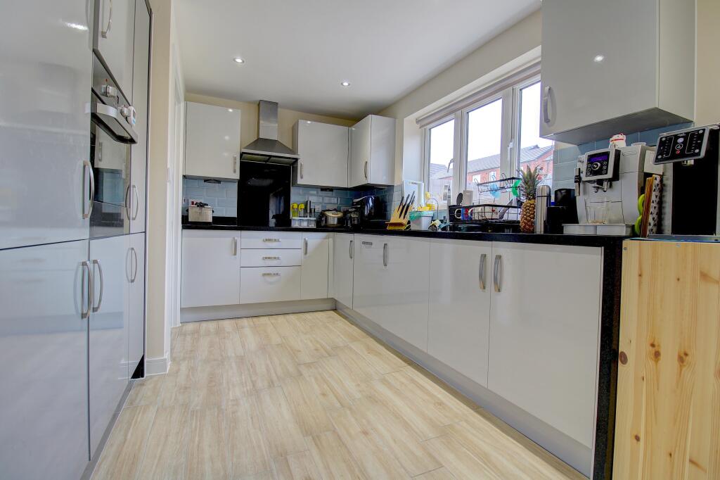 Additional image 4 of Fennel Close, Tamworth, B79