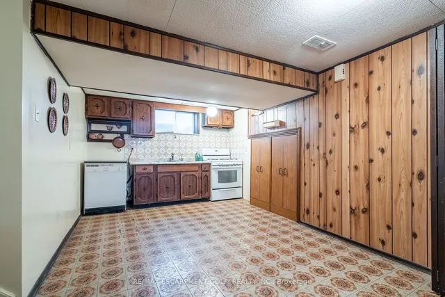 Additional image 27 of 662 West 5th St