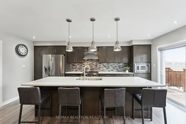 Additional image 10 of 307 Yates Dr