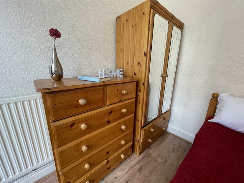 Additional image 14 of Next to University