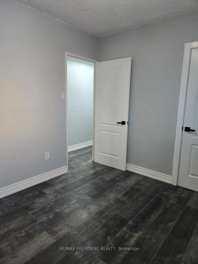 Additional image 16 of 665 Kennedy Rd Unit 103