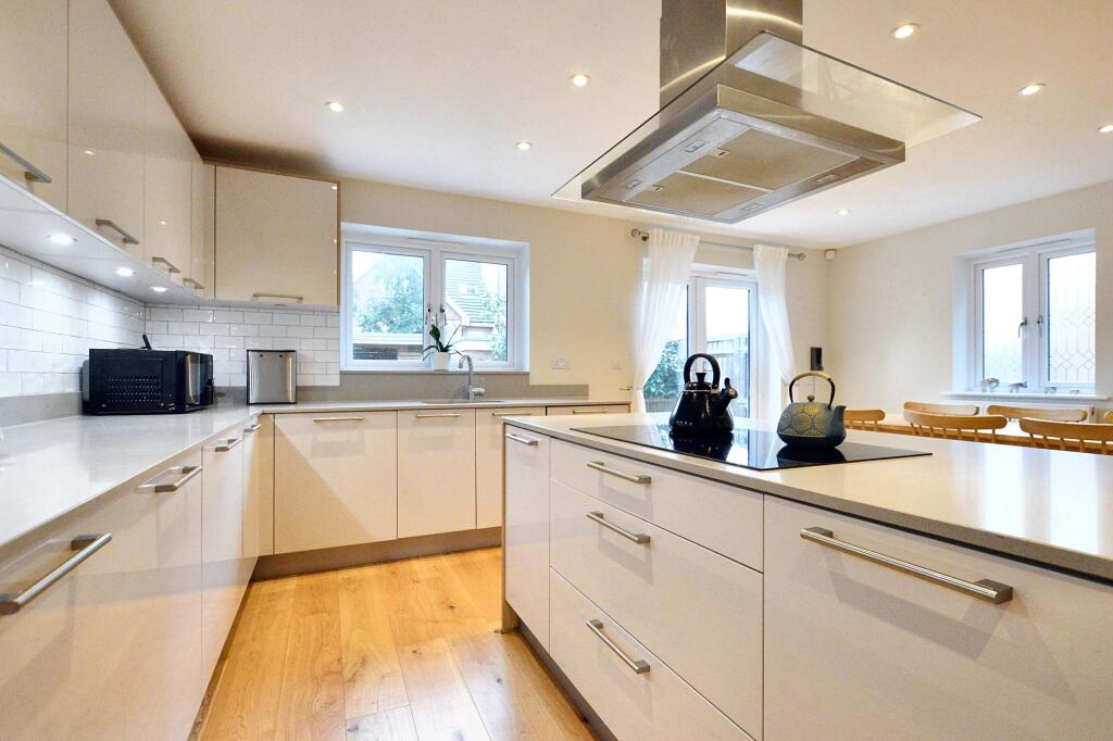 Additional image 27 of Wain Close, St Albans, AL1