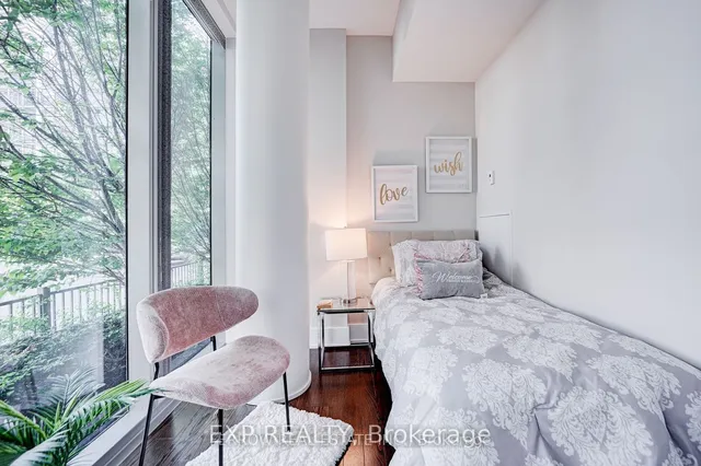 Additional image 20 of 39 Queens Quay Unit 101