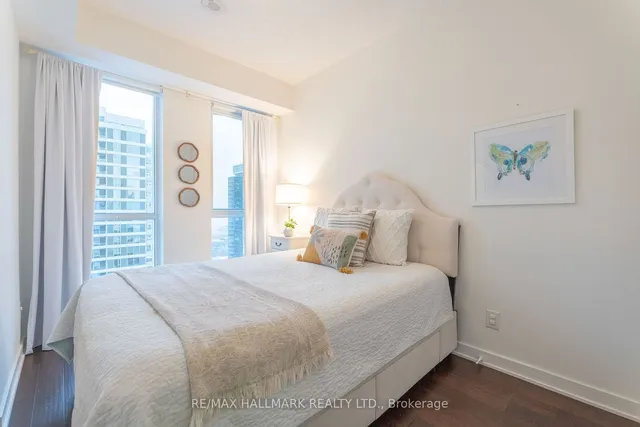 Additional image 11 of 170 Sumach St Unit 2101