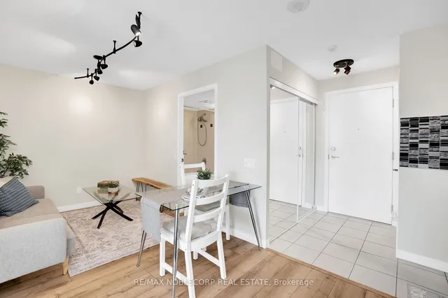 Additional image 9 of 61 Heintzman St Unit 914