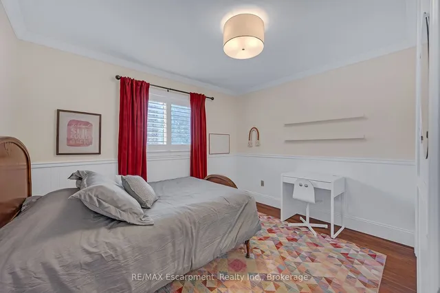 Additional image 22 of 28 Steeplechase Dr