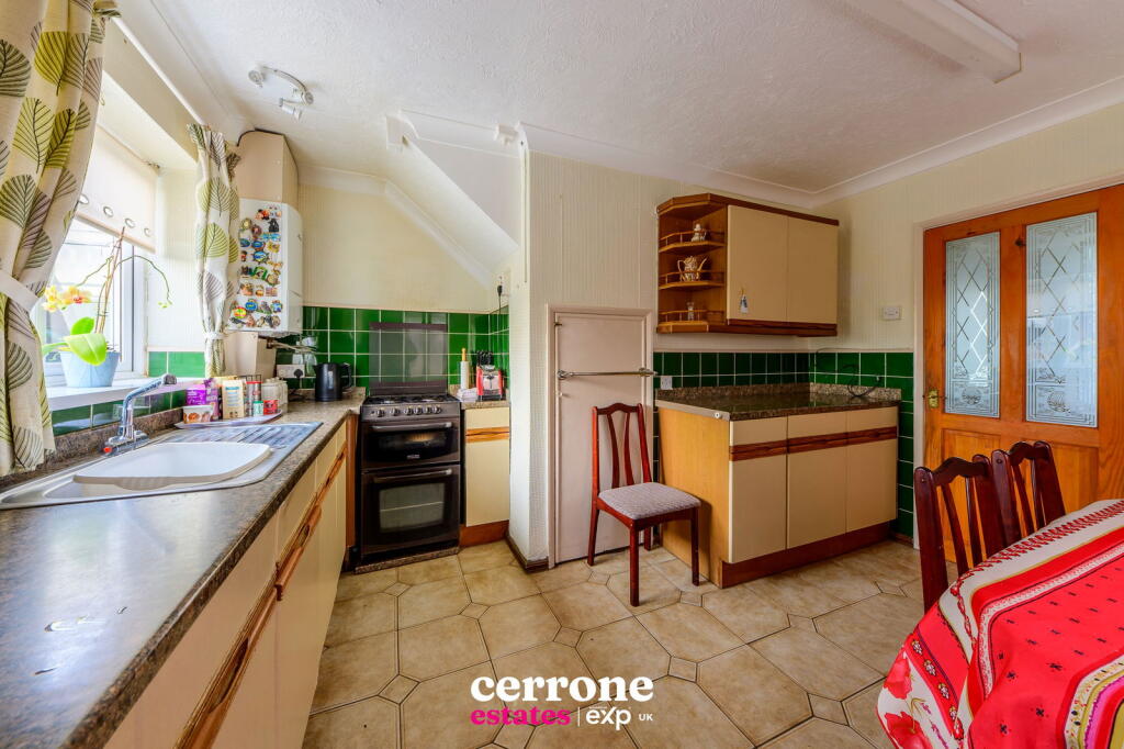 Additional image 7 of Bishop Hall Crescent, Bromsgrove, B60 3JS