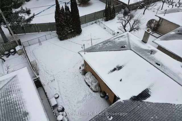 Additional image 32 of 71 Allanhurst Dr