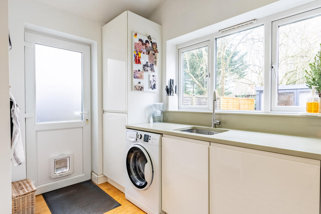 Additional image 13 of Leyland Avenue, St. Albans, Hertfordshire, AL1