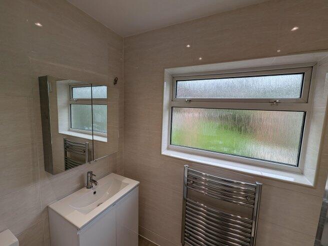 Additional image 5 of Gristhorpe Road