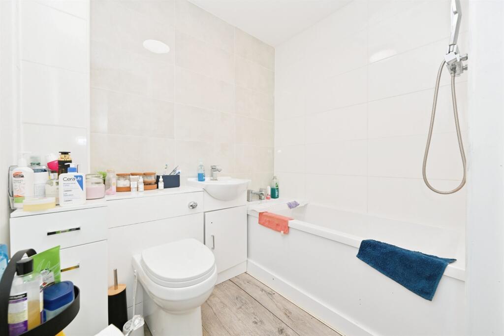 Additional image 11 of Hanover Walk, Hatfield