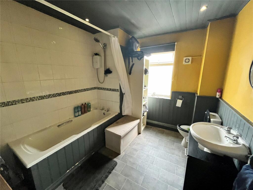 Additional image 6 of Maple Tree Lane, HALESOWEN, West Midlands, B63