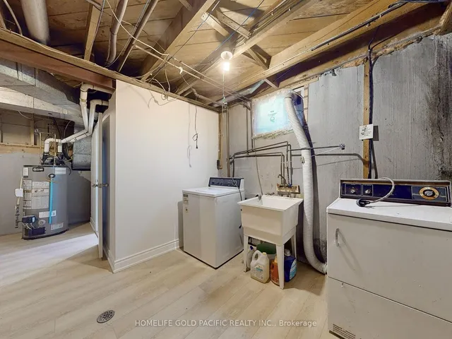 Additional image 36 of 38 Resolution Cres