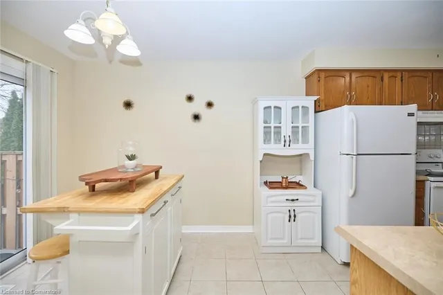 Additional image 10 of 23 Dynasty Ave Unit 4