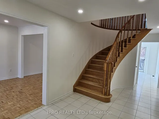 Additional image 4 of 23 Woodlot Cres