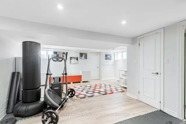 Additional image 35 of 144 Armour Blvd