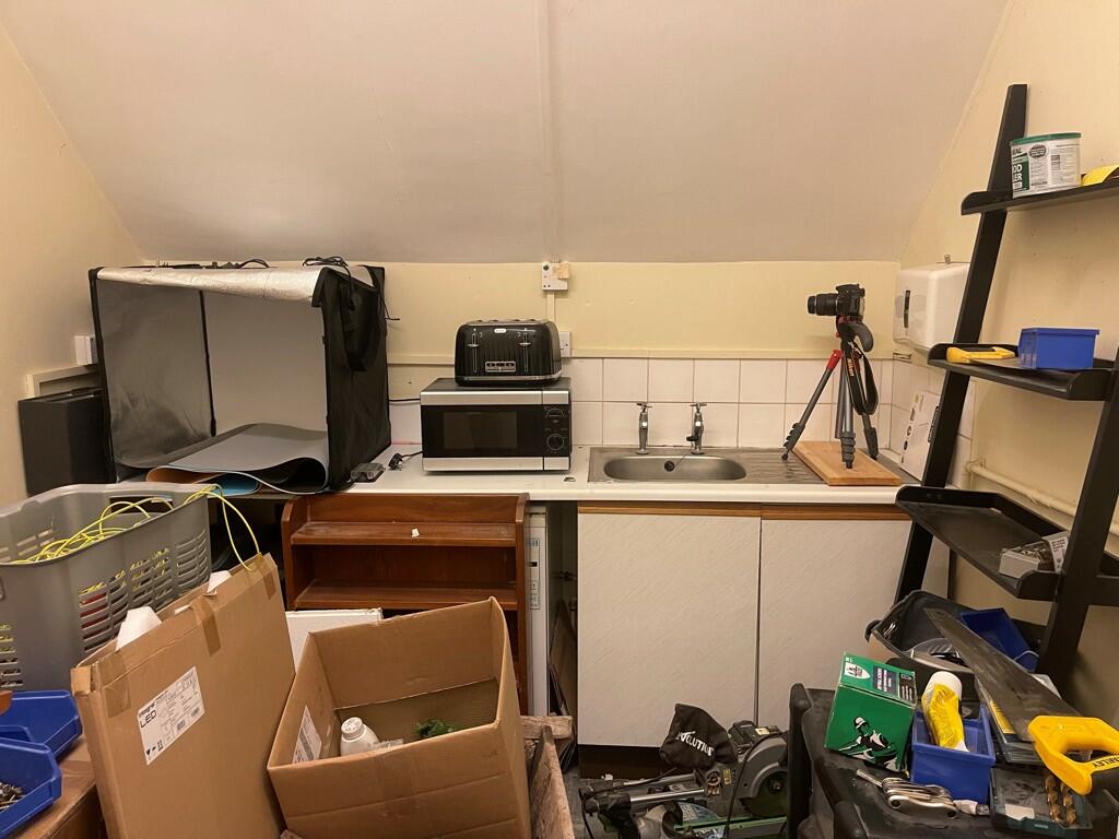 Additional image 7 of Unit 2, 1 Market Place, Warminster, BA12 9AY