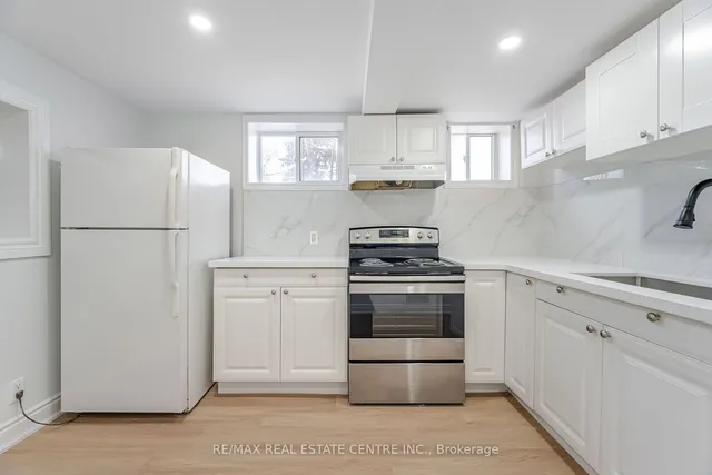 Additional image 29 of 35 Edgemont Dr