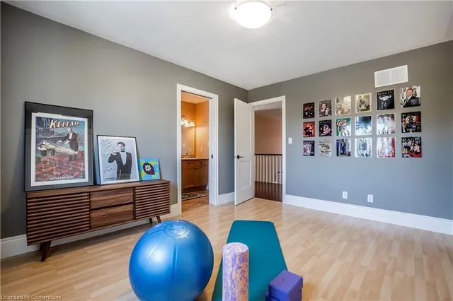 Additional image 17 of 2062 Gordie Tapp Cres