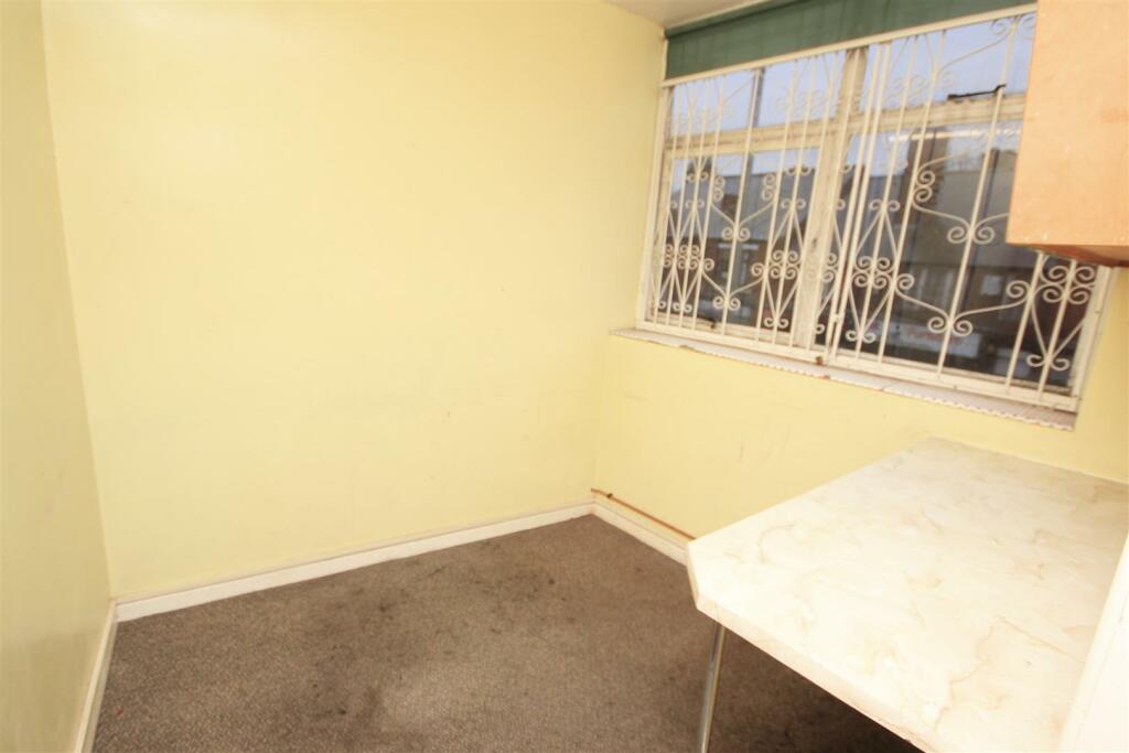 Additional image 8 of 309-311 Long Lane, Halesowen