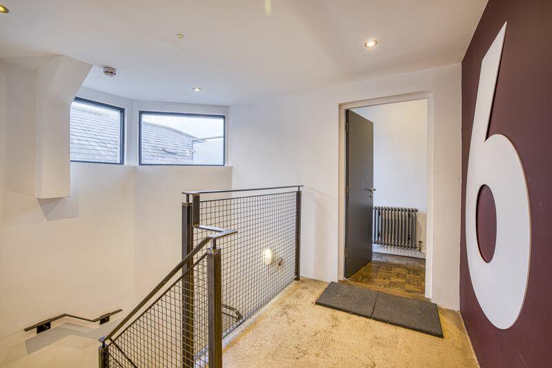 Additional image 15 of A contemporary penthouse apartment in central Frome